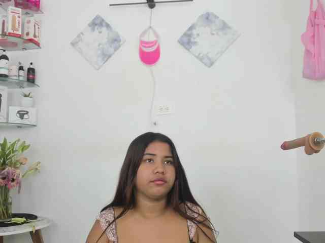 curvylattina webcam