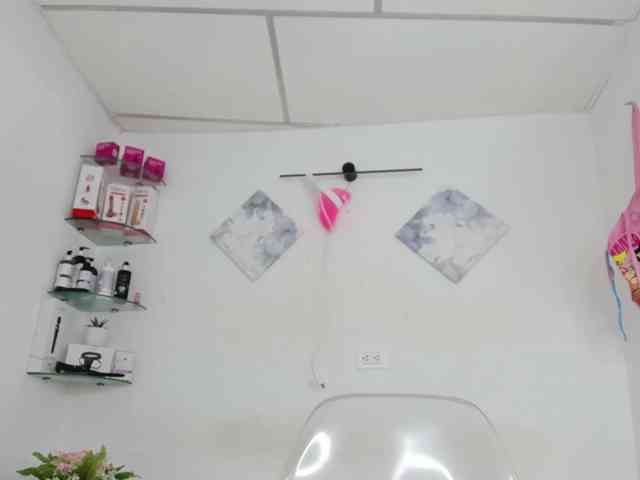 curvylattina webcam