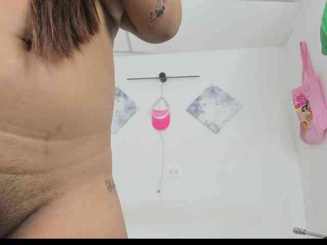 curvylattina webcam