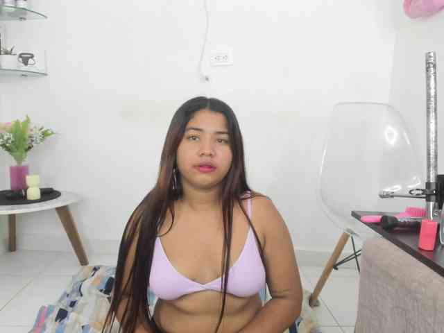 curvylattina webcam