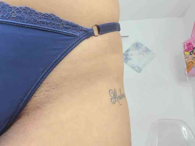 curvylattina webcam