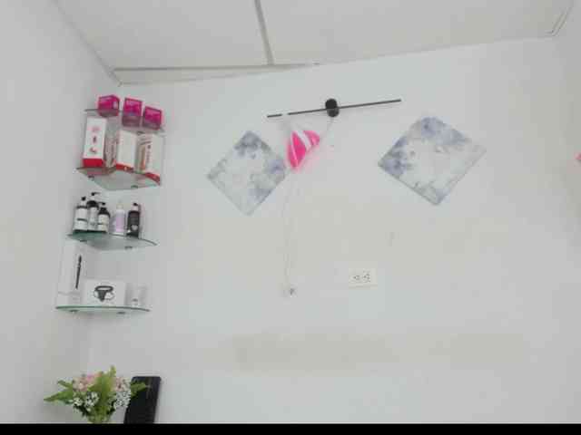 curvylattina webcam