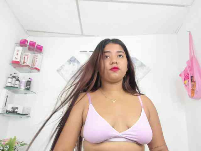 curvylattina webcam
