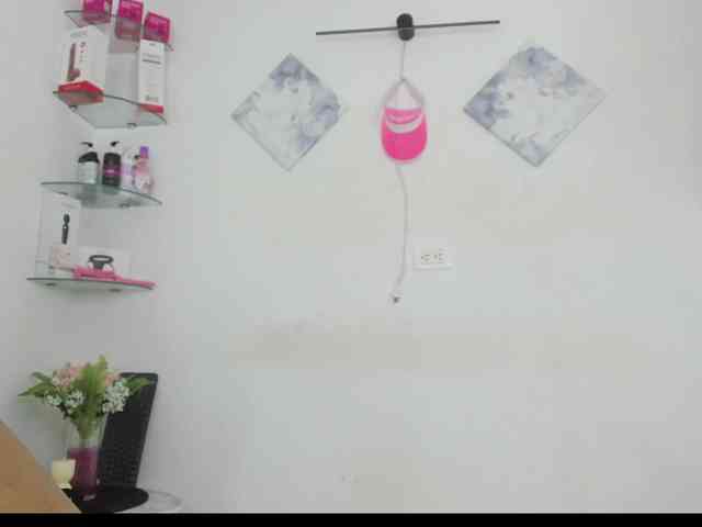 curvylattina webcam