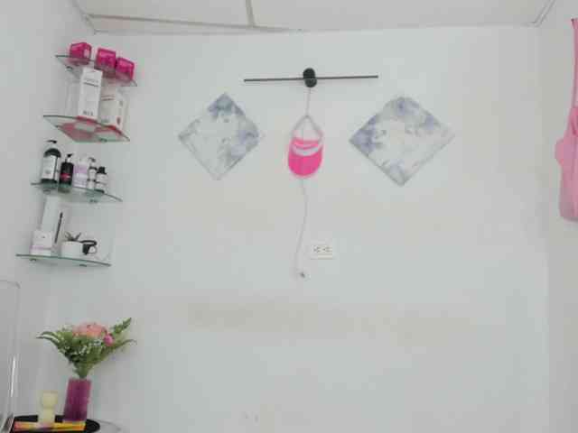 curvylattina webcam