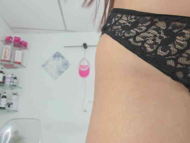 curvylattina webcam