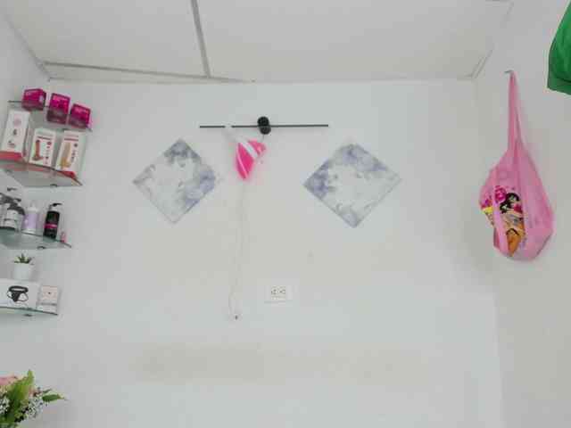 curvylattina webcam