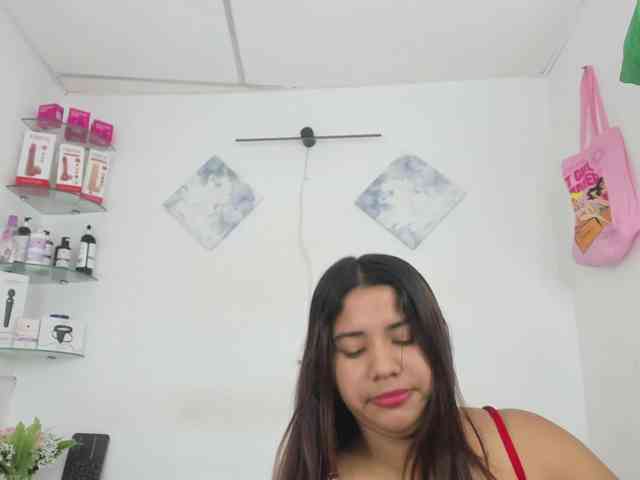 curvylattina webcam
