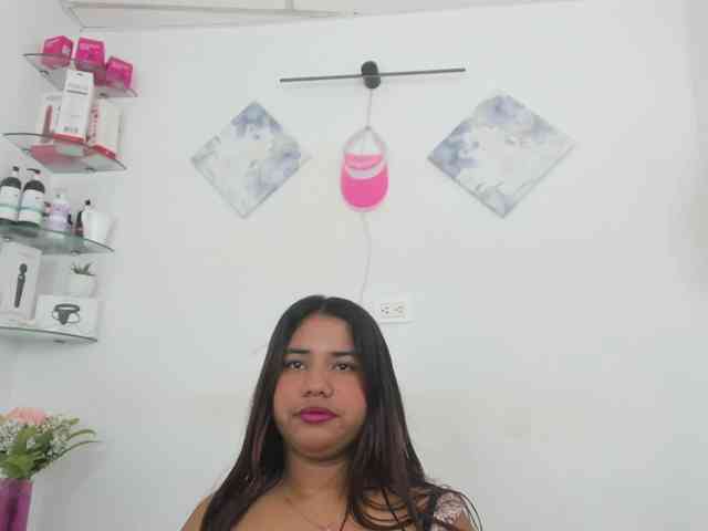 curvylattina webcam