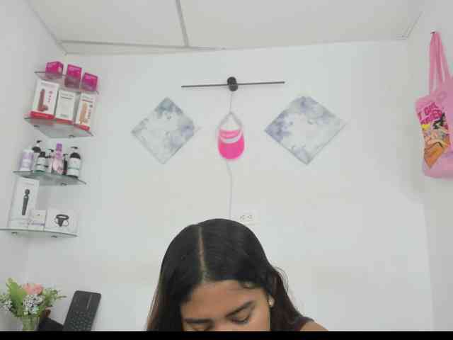 curvylattina webcam