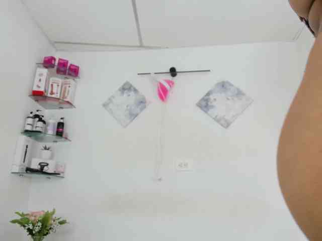 curvylattina webcam