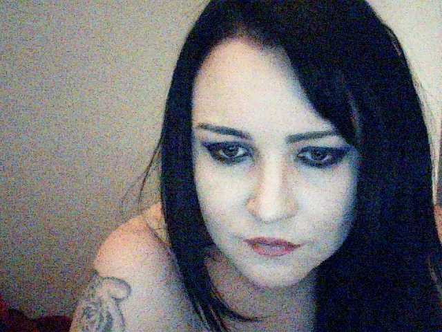 Batgirl1 live cam on BongaCams