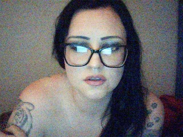 Batgirl1 live cam on BongaCams