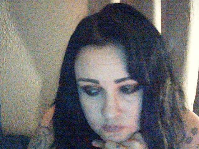 Batgirl1 live cam on BongaCams