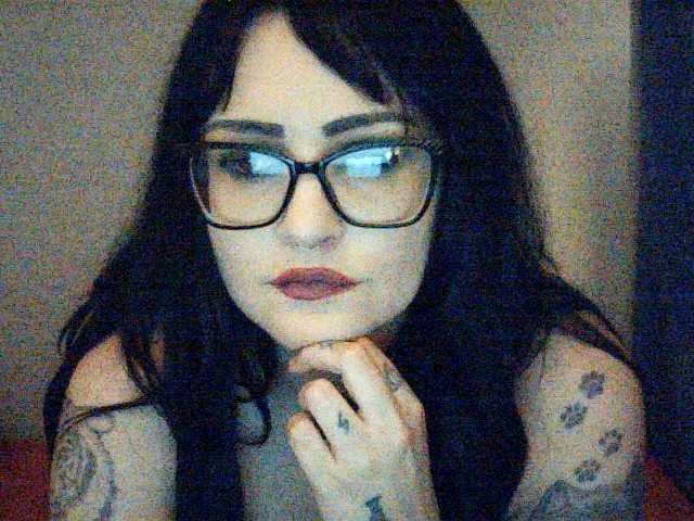 Batgirl1 live cam on BongaCams
