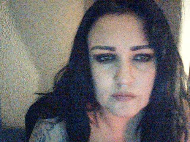 Batgirl1 live cam on BongaCams