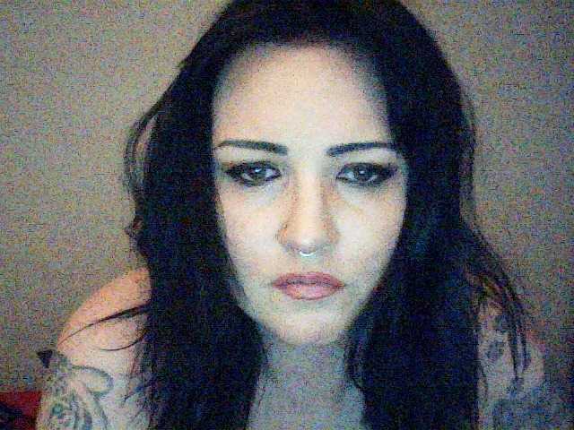 Batgirl1 live cam on BongaCams