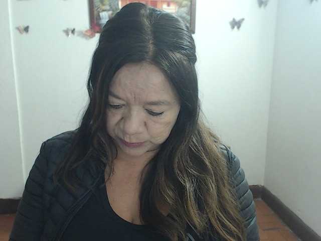 LluviaXDorada live cam on BongaCams