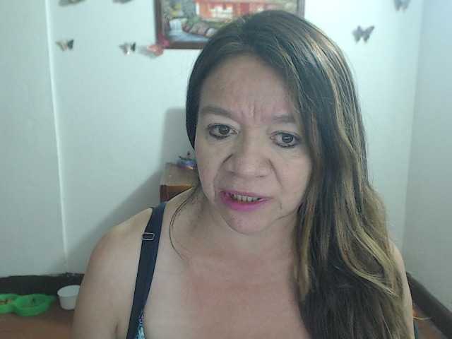 LluviaXDorada live cam on BongaCams