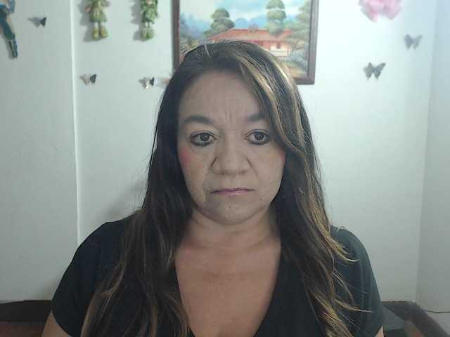 LluviaXDorada live webcam show
