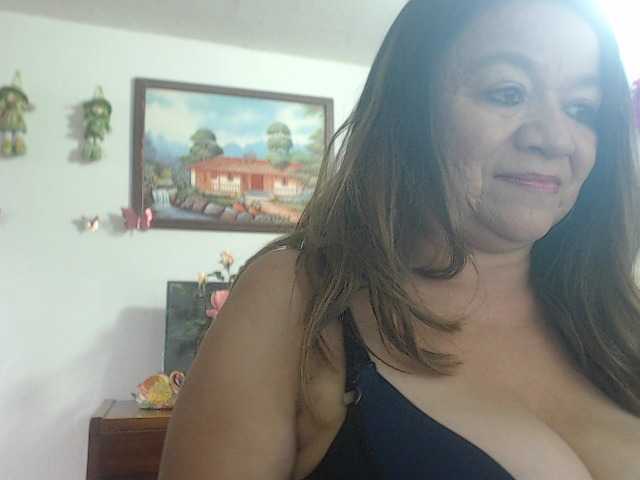 LluviaXDorada live cam on BongaCams