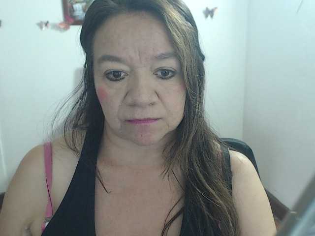 LluviaXDorada live cam preview