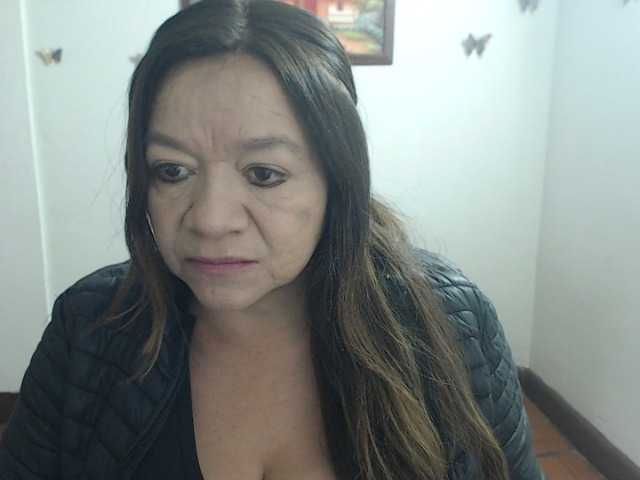 LluviaXDorada live cam on BongaCams