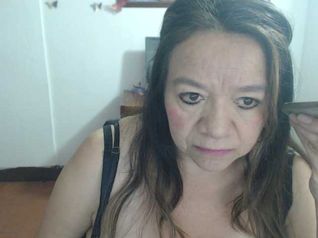 LluviaXDorada live cam on BongaCams