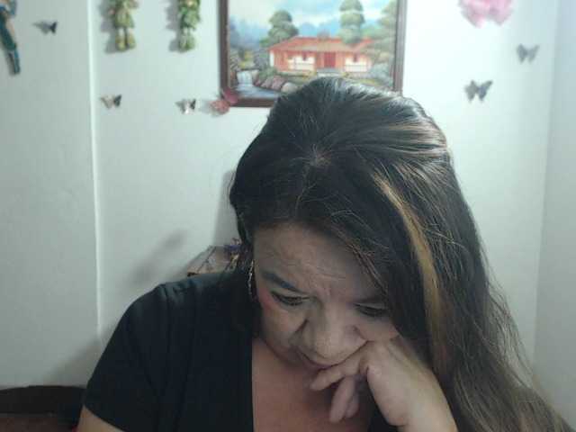 LluviaXDorada live webcam show