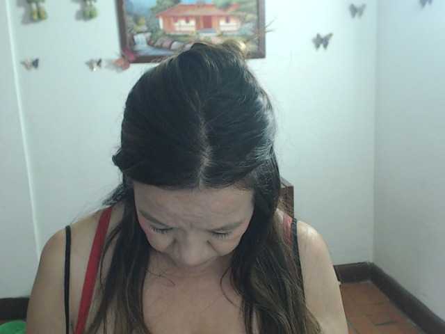 LluviaXDorada live cam on BongaCams