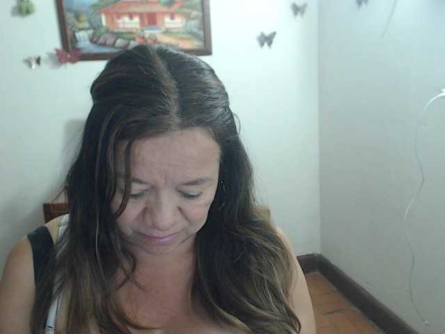 LluviaXDorada live cam on BongaCams
