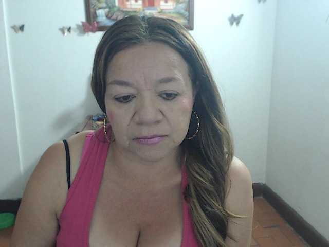 LluviaXDorada live cam on BongaCams