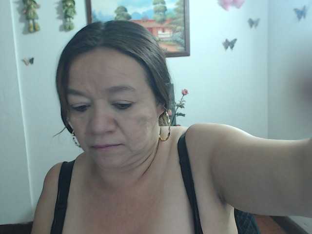 LluviaXDorada live stream preview