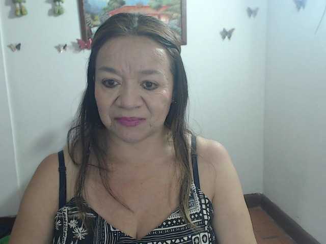 LluviaXDorada live cam on BongaCams