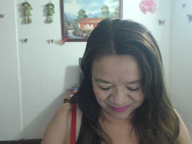 LluviaXDorada live cam on BongaCams
