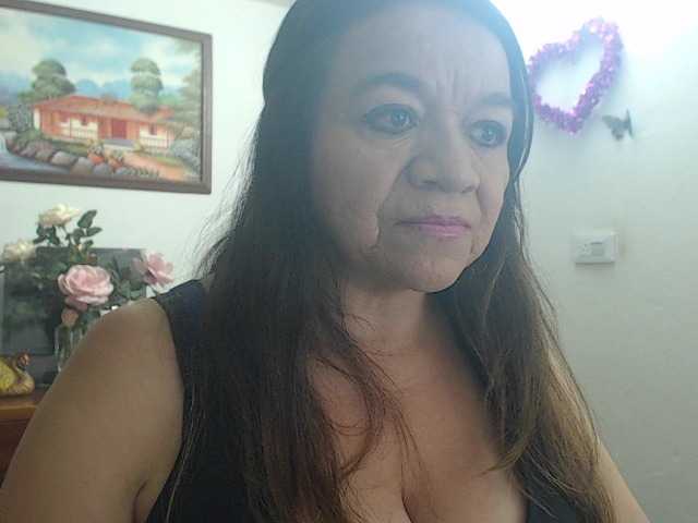 LluviaXDorada live cam on BongaCams