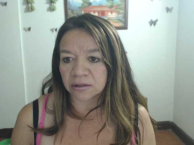LluviaXDorada live cam on BongaCams