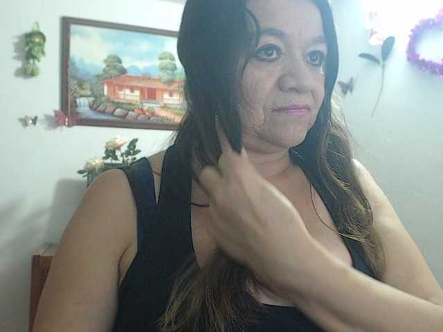 LluviaXDorada live cam