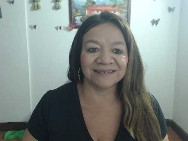 LluviaXDorada live cam on BongaCams