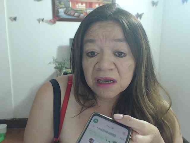 LluviaXDorada's webcam live show