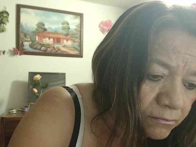 Modelo: LluviaXDorada