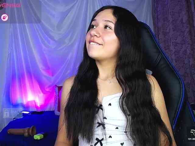 Lila-Sweet18 webcam