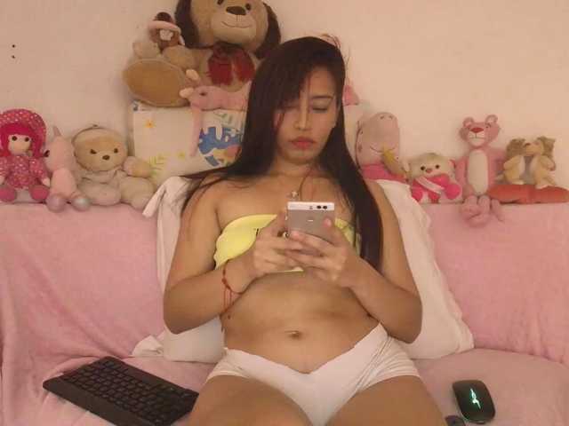 az2107a live cam on BongaCams
