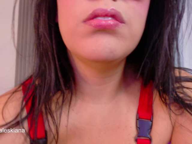 Daleshkaa live cam on BongaCams