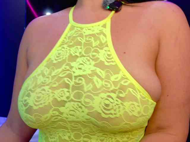 Modelo: Daleshkaa