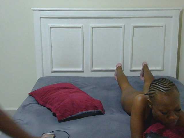 Topryda live webcam show
