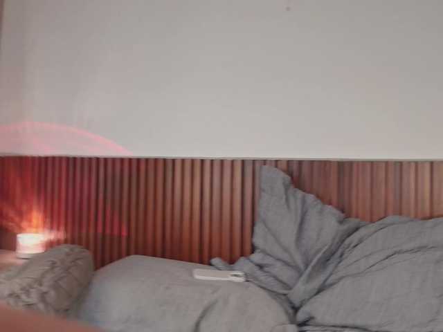Blommlunaa live webcam show