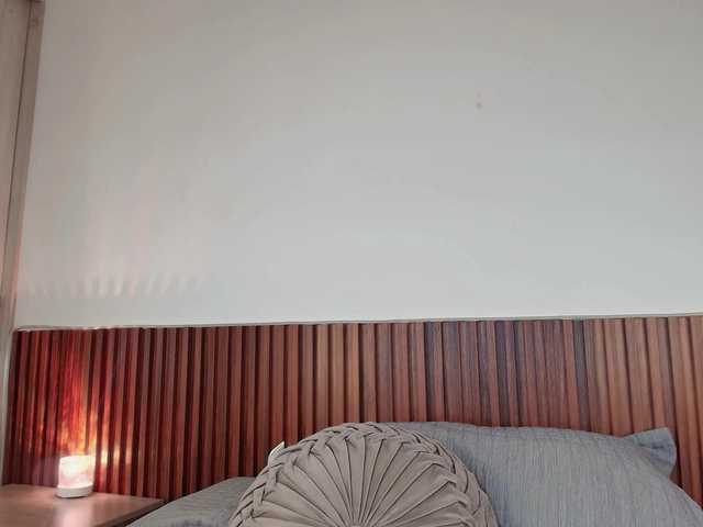 Blommlunaa live cam on BongaCams