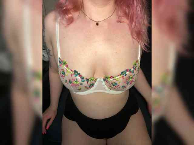 AnnaKonda2026 webcam
