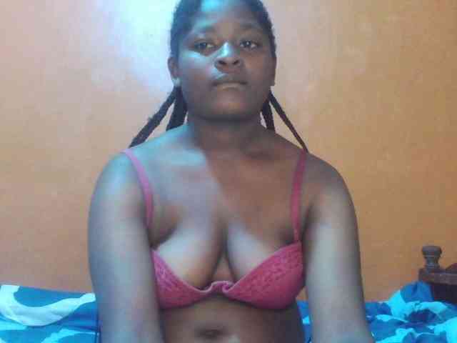 Prettysash webcam